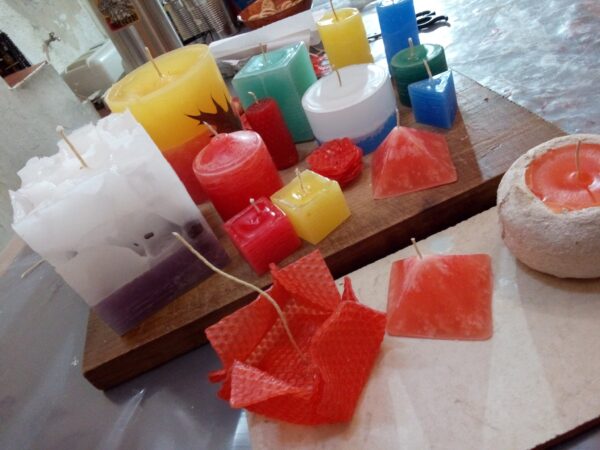 Taller de Velas Artesanales - Imagen 12